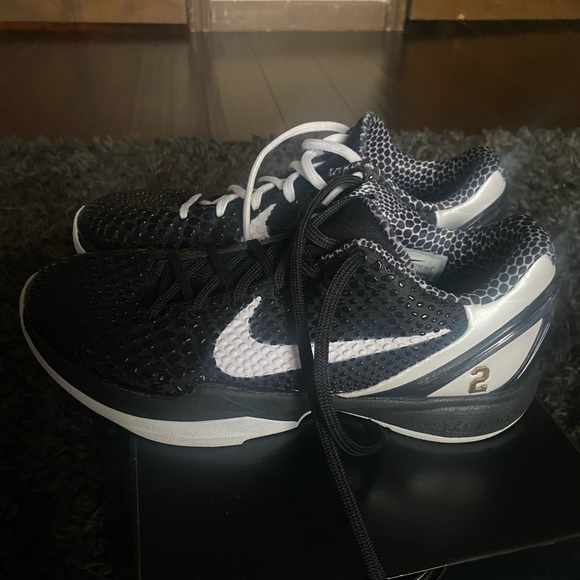 Kobe 6 Protro mambacita ,Size 9.5 ,Great condition,A couple scratches,on sale - Picture 3 of 10